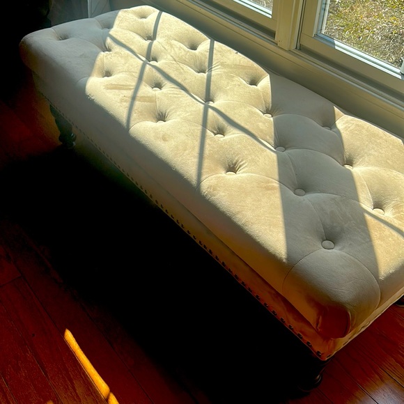 Suede bench - Picture 1 of 2